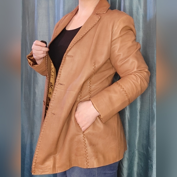 Vintage Anne Klein Tan Leather Jacket - Picture 2 of 10